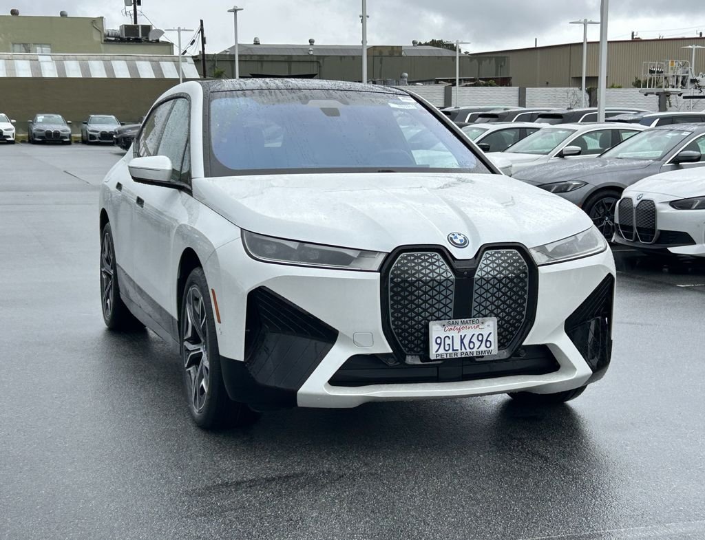 2024 BMW iX xDrive50 photo 6