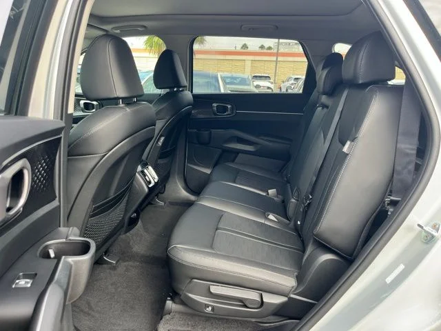 New 2026 White Kia S image 18