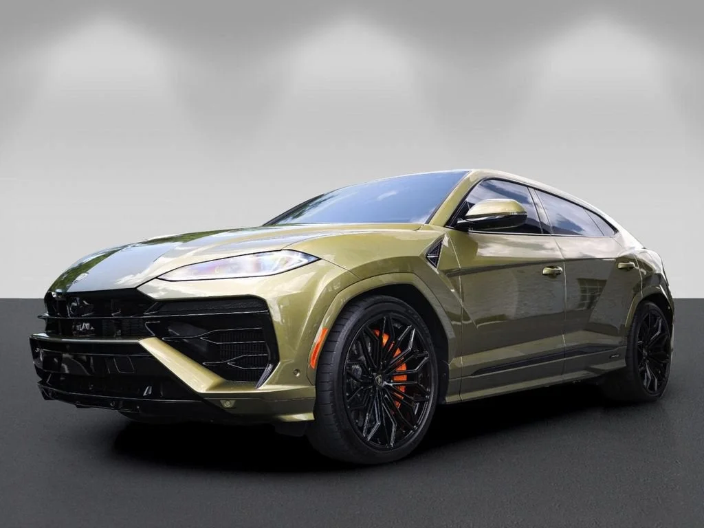 Used 2026 Verde Gea Lucido Metallic Lamborghini SE image 7