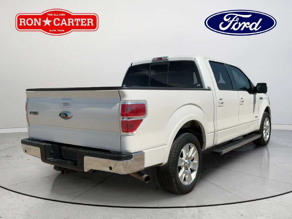 Used 2011 White Ford Lariat image 6