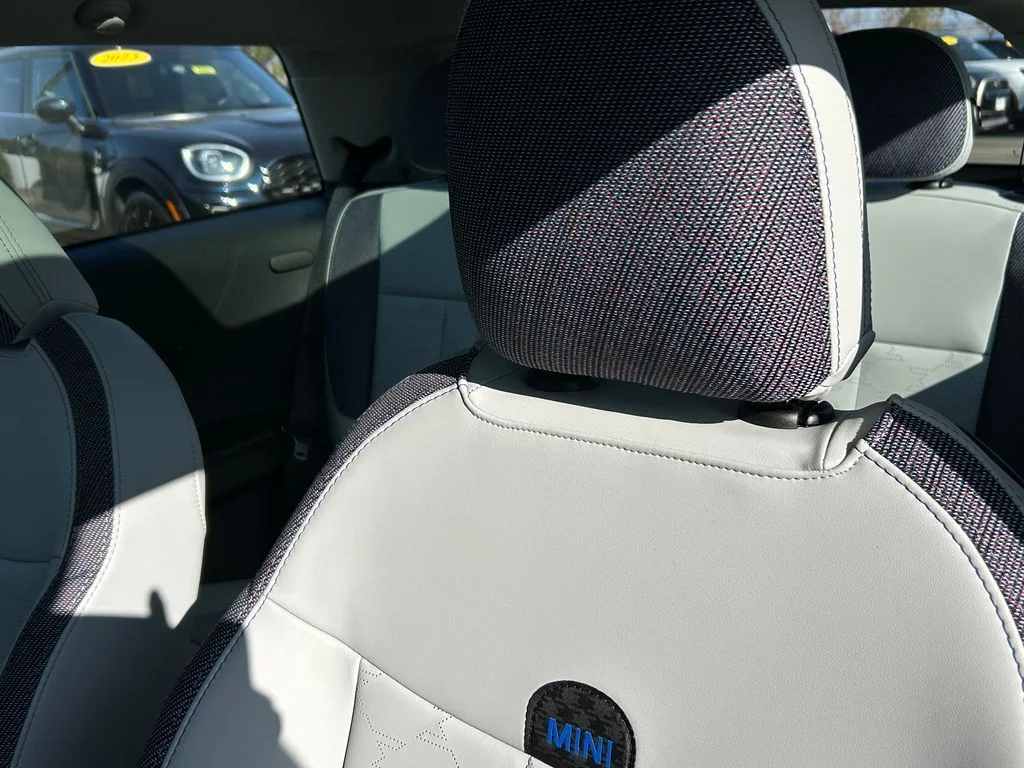 2026 MINI Hardtop 2 Door S - Photo 14