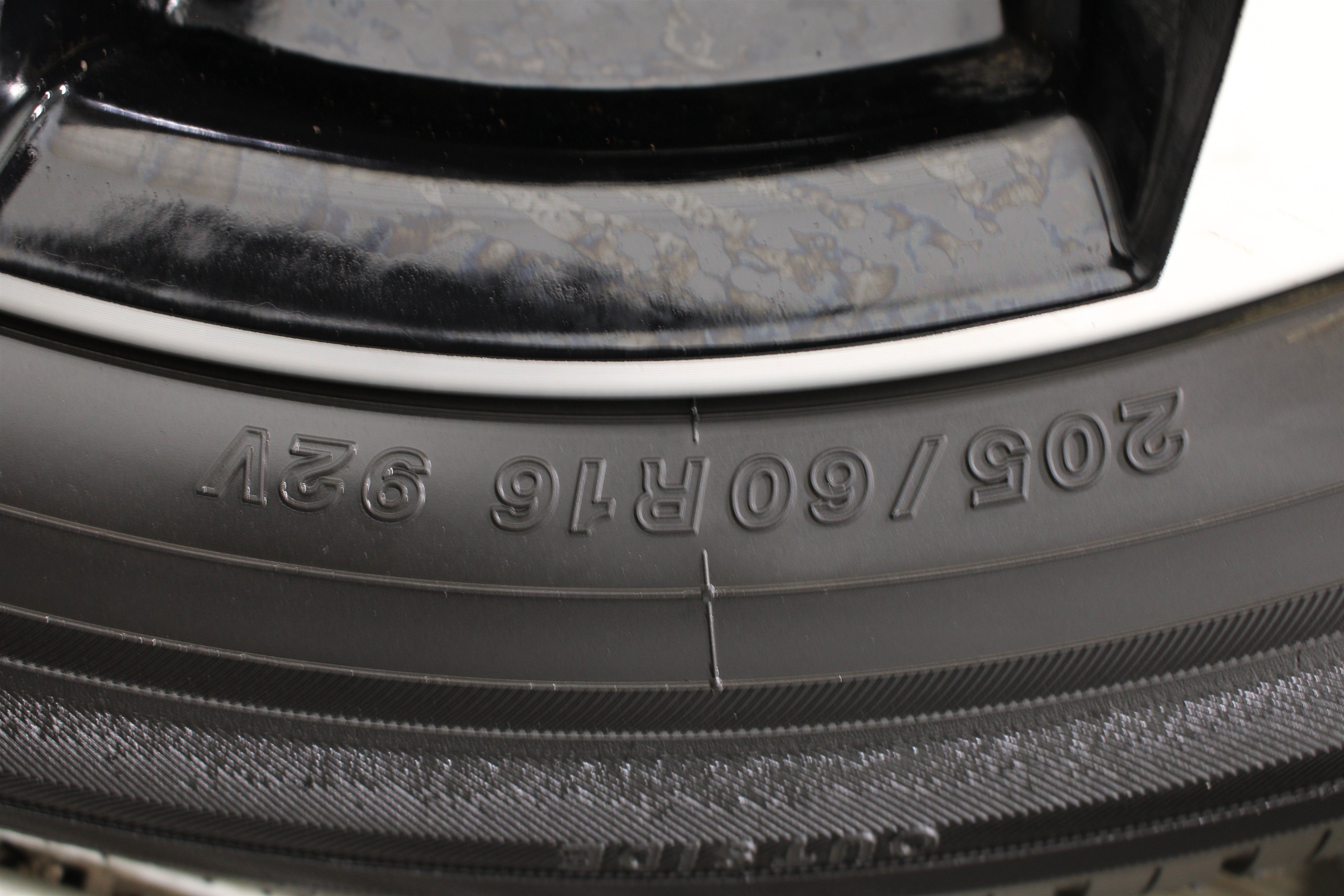 Used 2023 Rosewood Metallic Nissan SV image 35