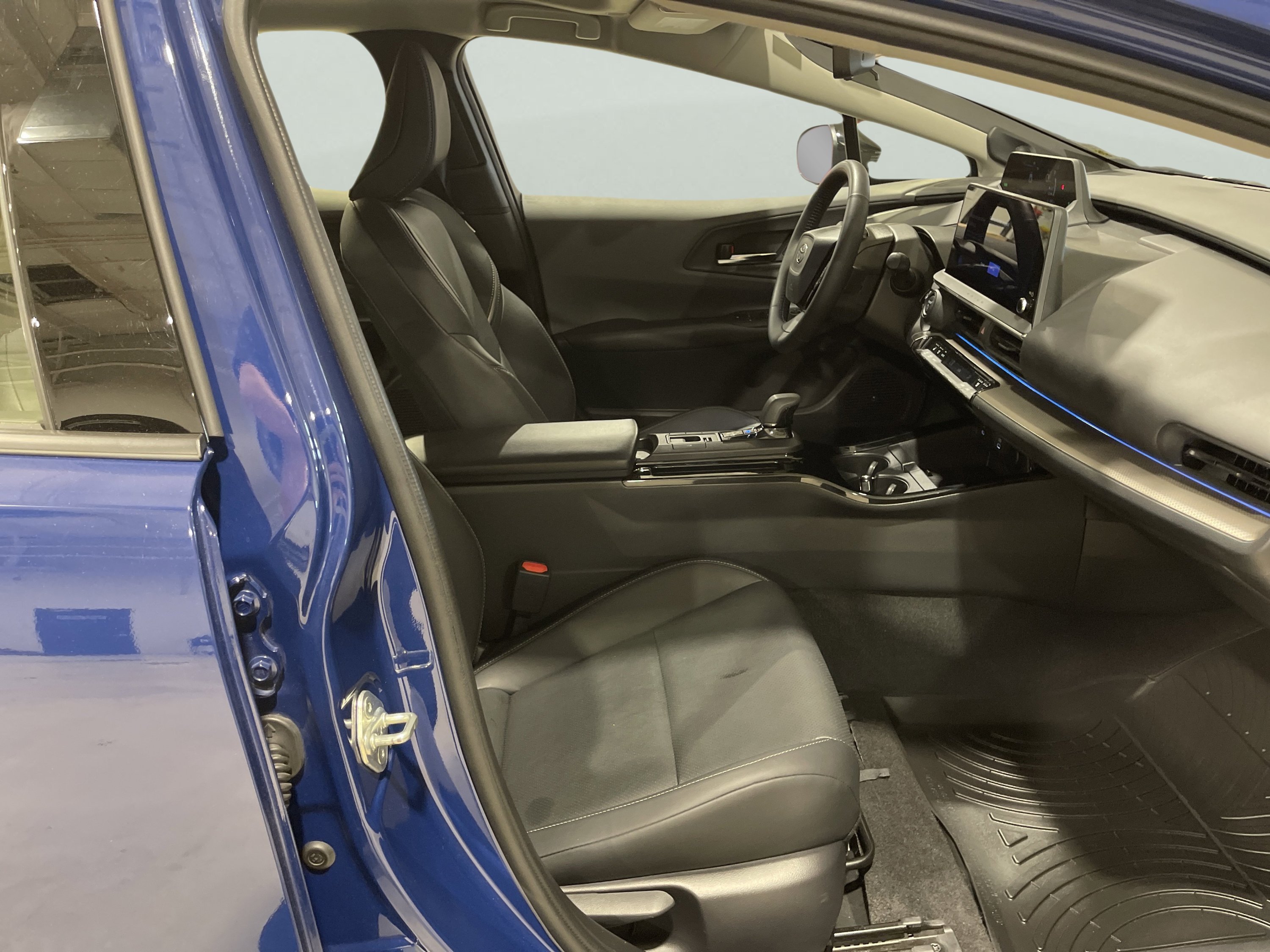 Certified Used 2024 Reservoir Blue Toyota Limited image 14