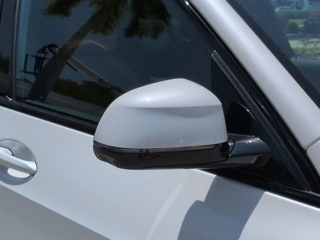 New 2026 Mineral White Metallic BMW xDrive50e image 12