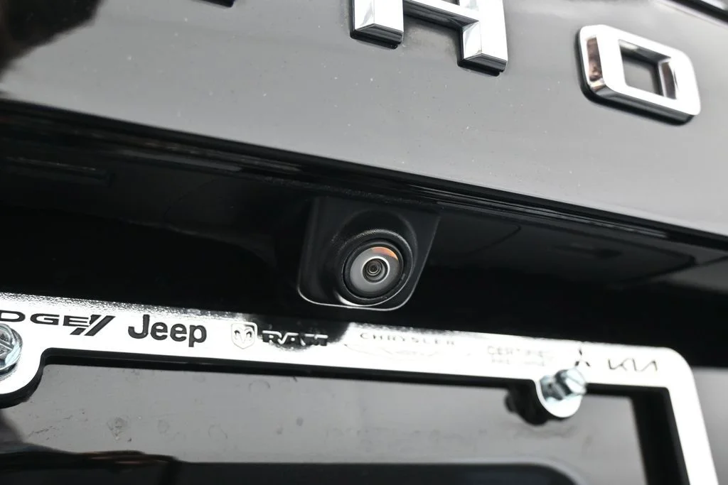 Used 2022 Black Chevrolet LT image 36