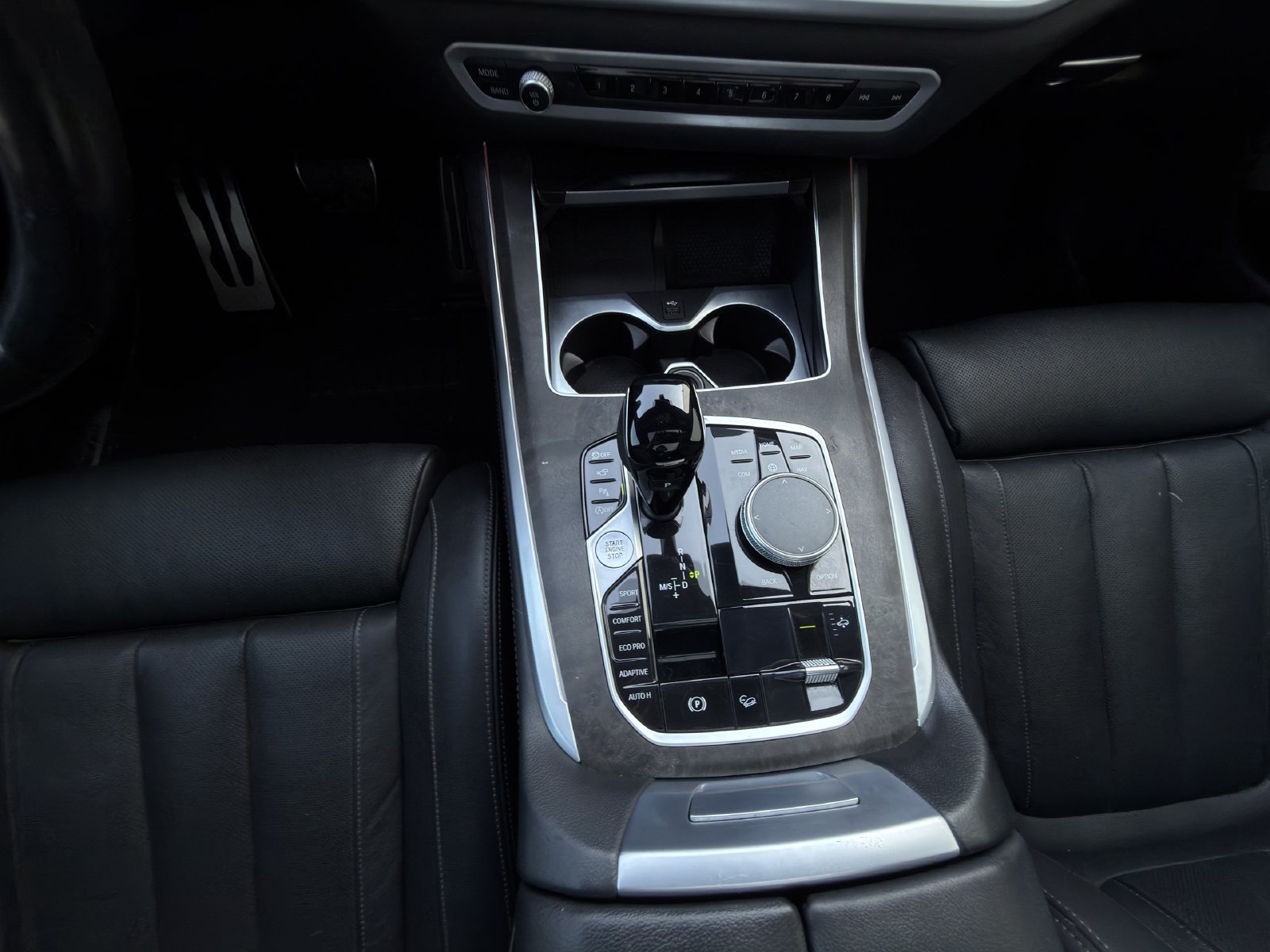 Used 2022 Black BMW M50i image 19
