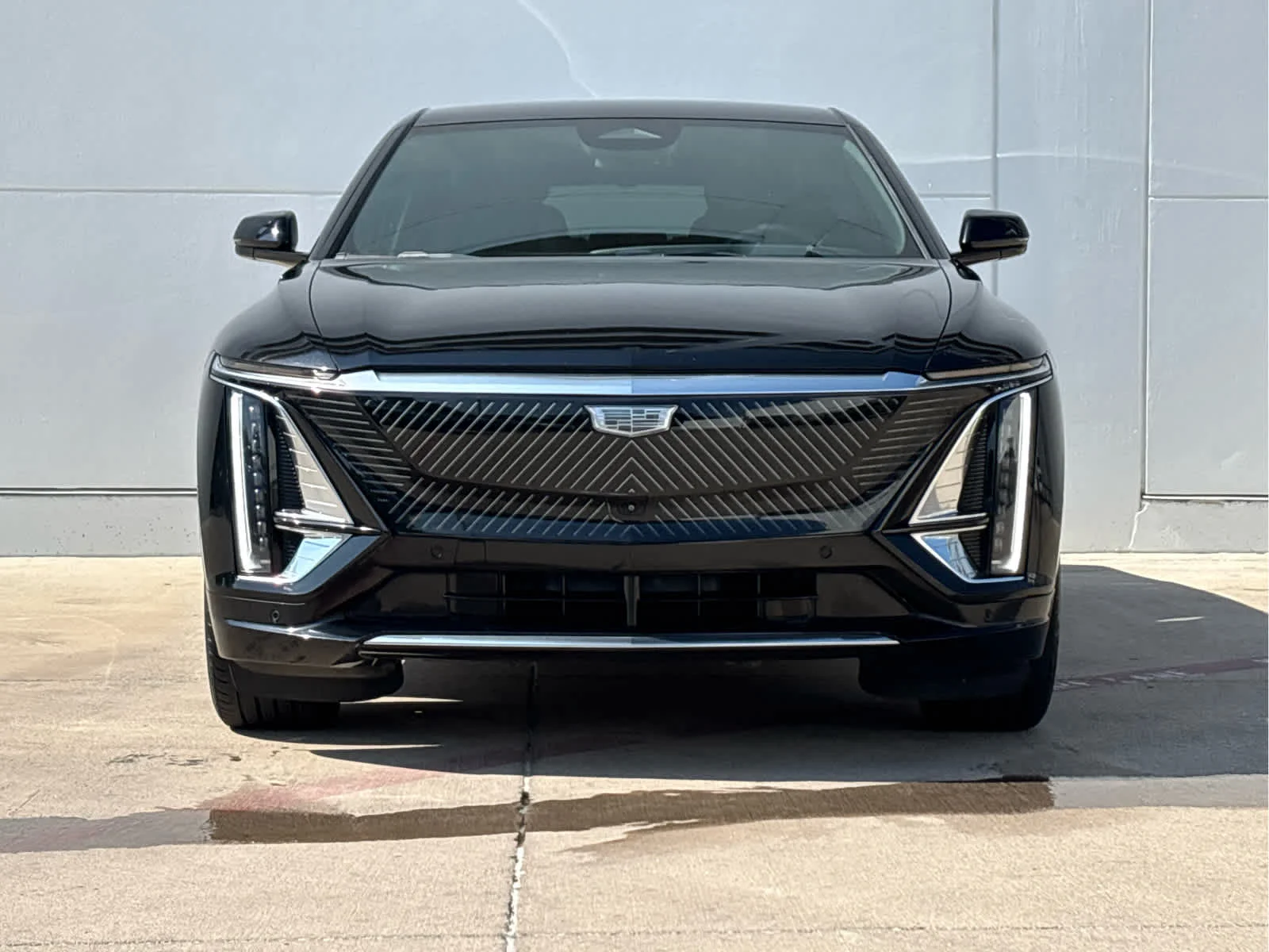 Certified 2023 Cadillac LYRIQ Luxury with VIN 1GYKPPRL0PZ000803 for sale in Grapevine, TX