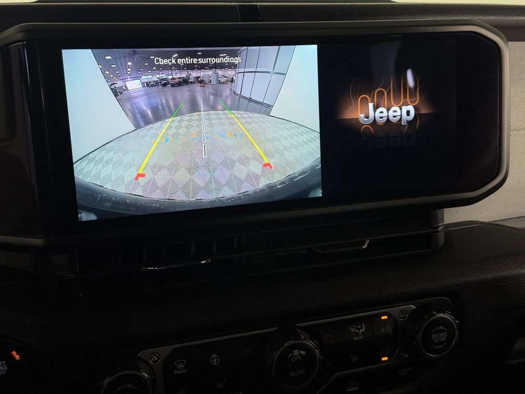 Certified Used 2025 White Jeep Willys 4xe image 18