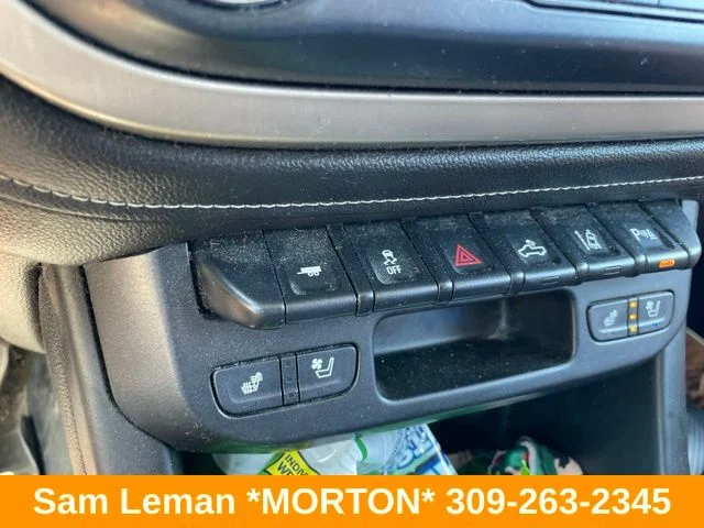 Used 2019 Black GMC Denali image 9