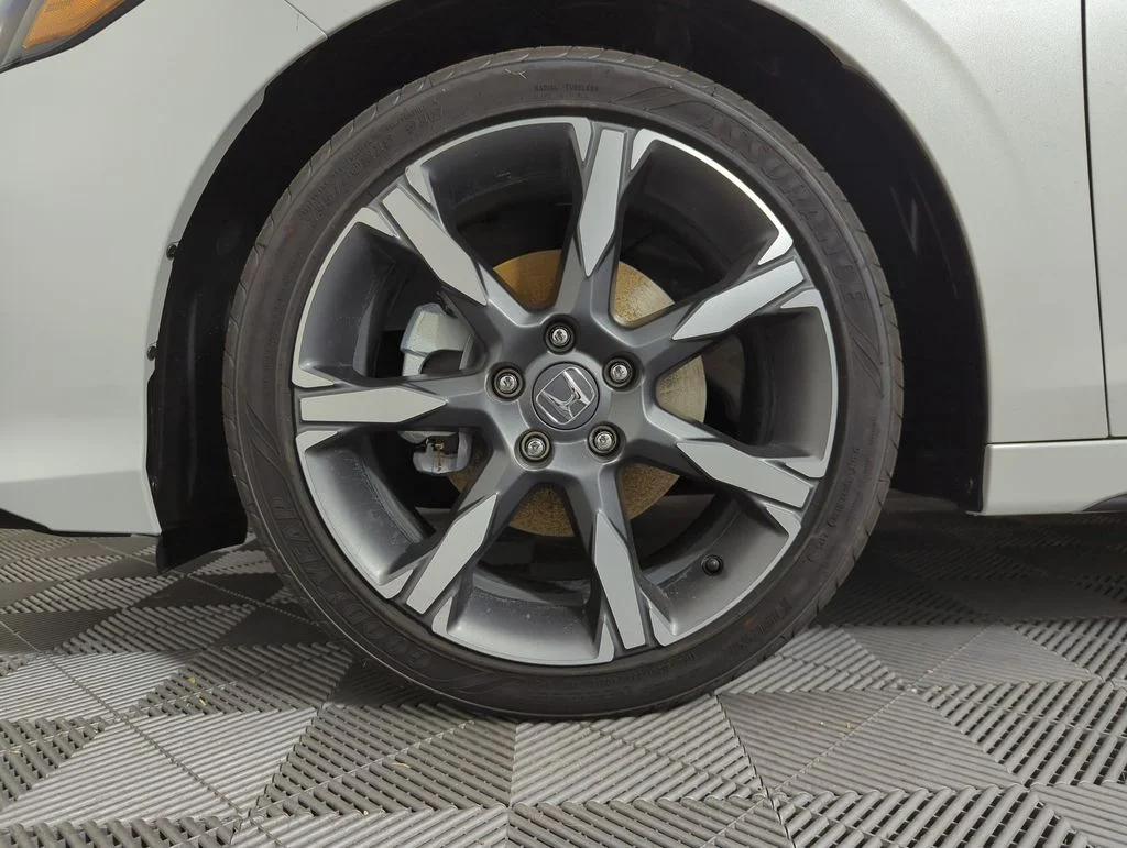 2026 Honda Civic Hatchback Sport Touring - Photo 11