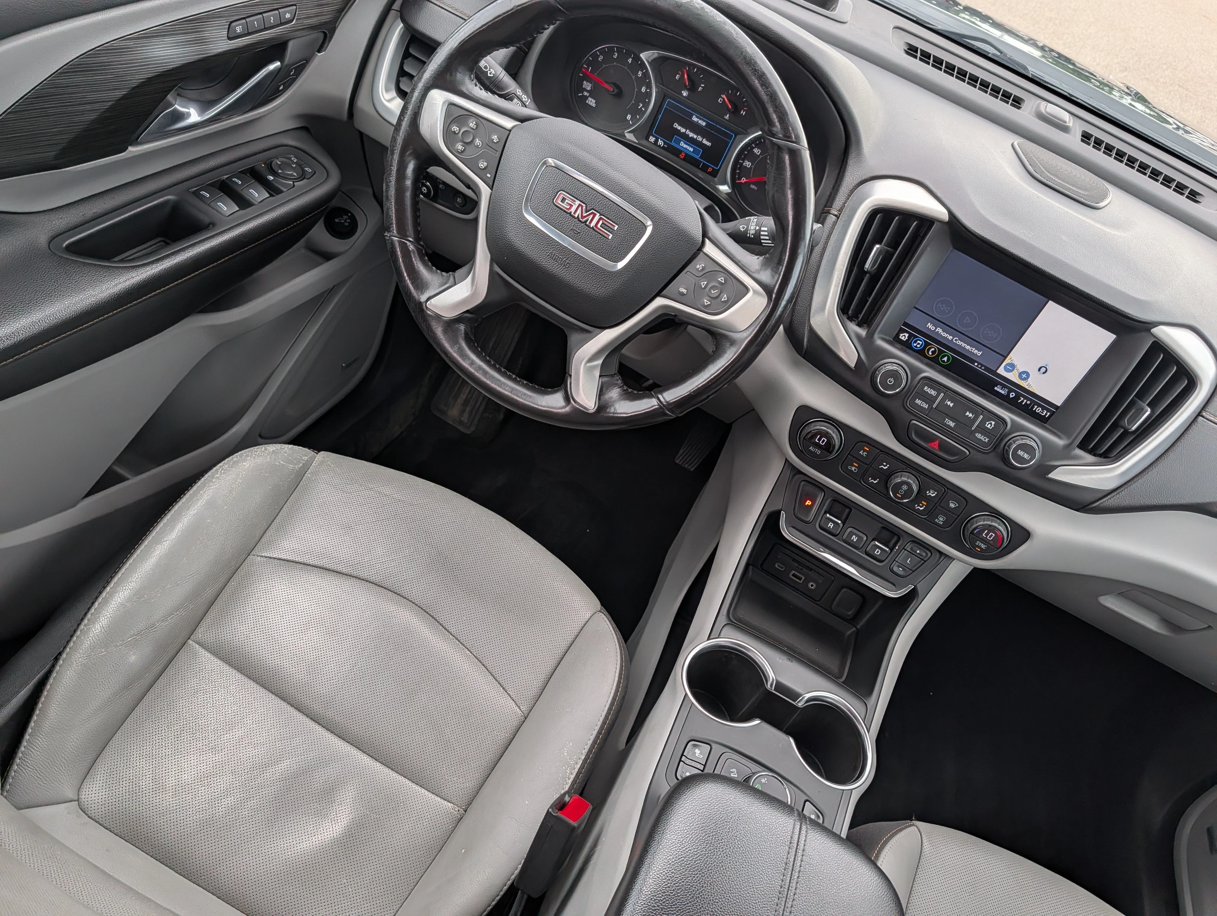 Used 2018 Graphite Gray Metallic GMC SLT image 9