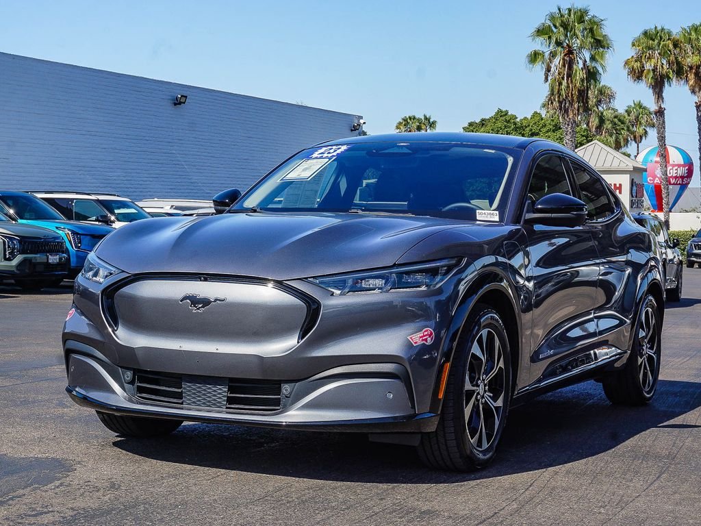 Used 2023 Gray Ford Premium image 4