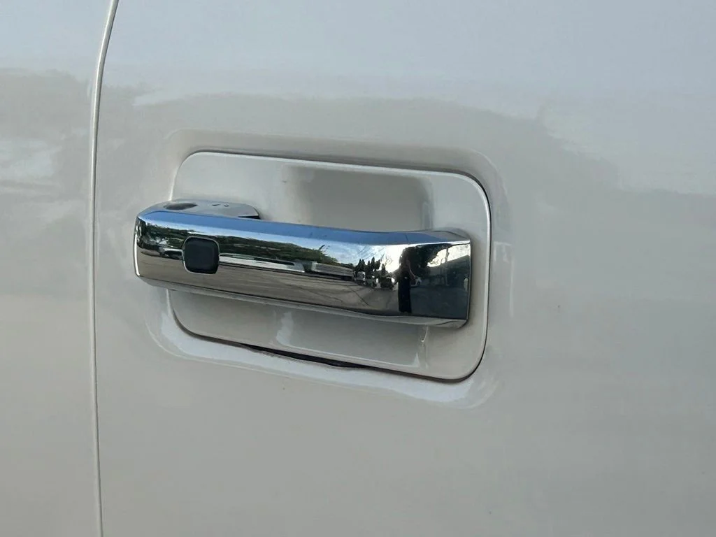 Used 2019 White Platinum Clearcoat Metallic Ford Platinum image 24
