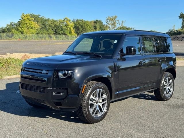 2026 Land Rover Defender 110 X-Dynamic SE