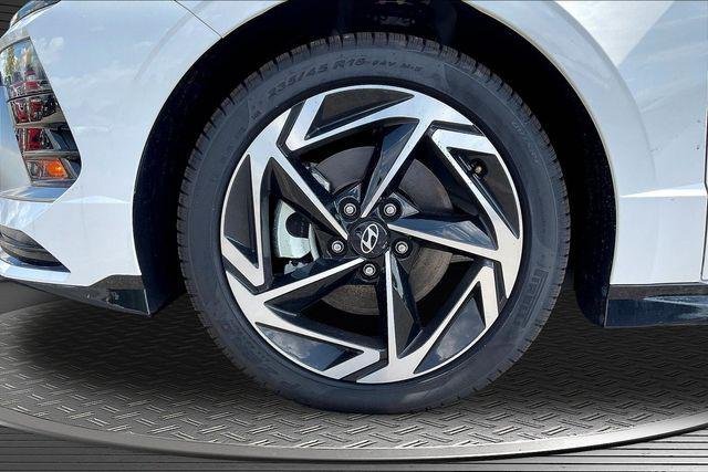 2025 Hyundai Sonata SEL - Photo 13