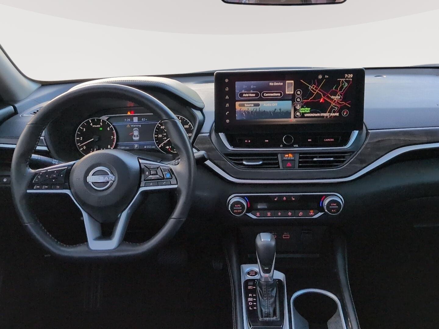 Used 2025 Scarlet Ember Nissan SL image 10