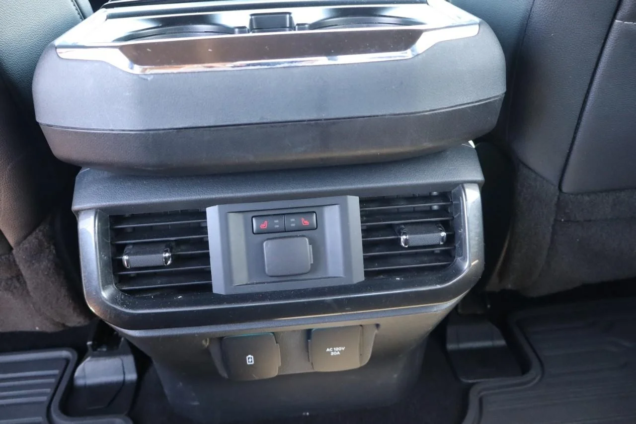Used 2021 CARBONIZED GRAY Ford Lariat image 19