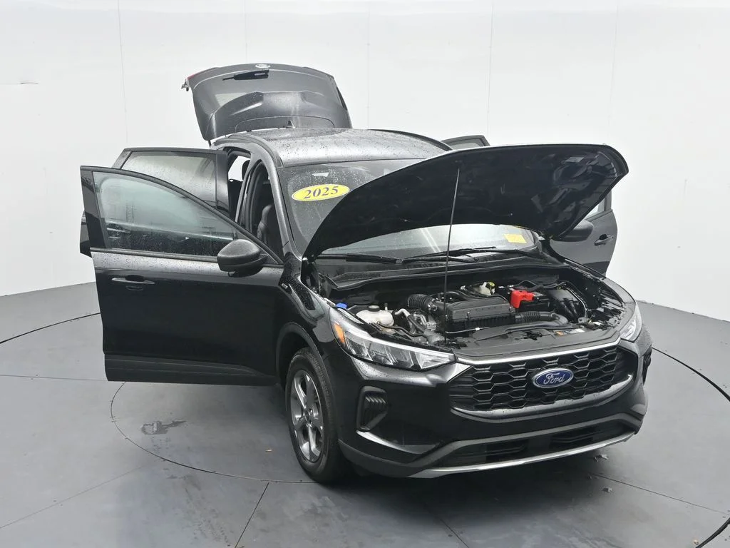 2025 Ford Escape ST-Line - Photo 39