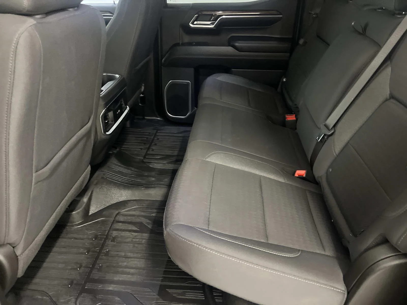Certified Used 2024 Onyx Black GMC Elevation image 12