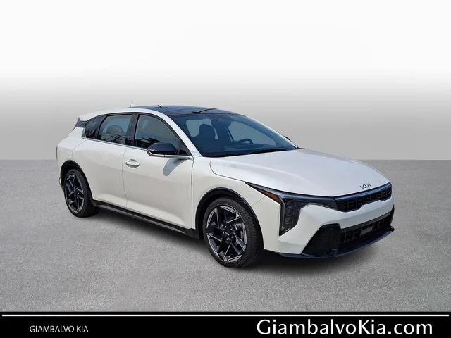 2026 Kia K4 GT-Line