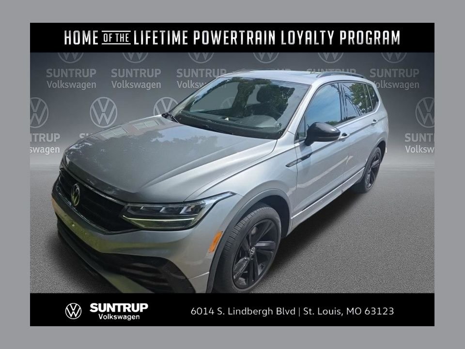 2023 Volkswagen Tiguan 2.0T SE R-Line Black's photo