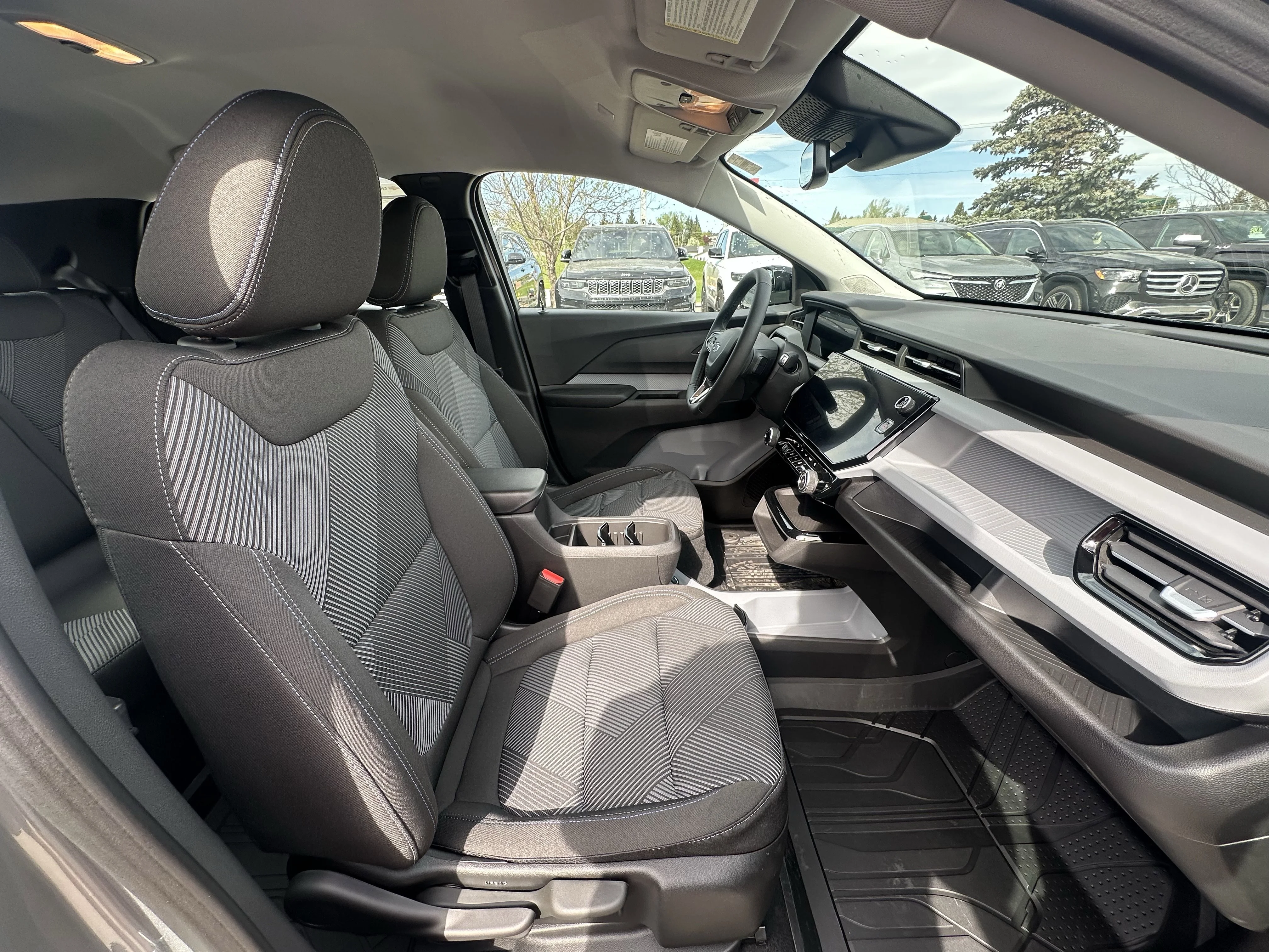 New 2027 Sterling Grey Metallic Chevrolet LT image 18