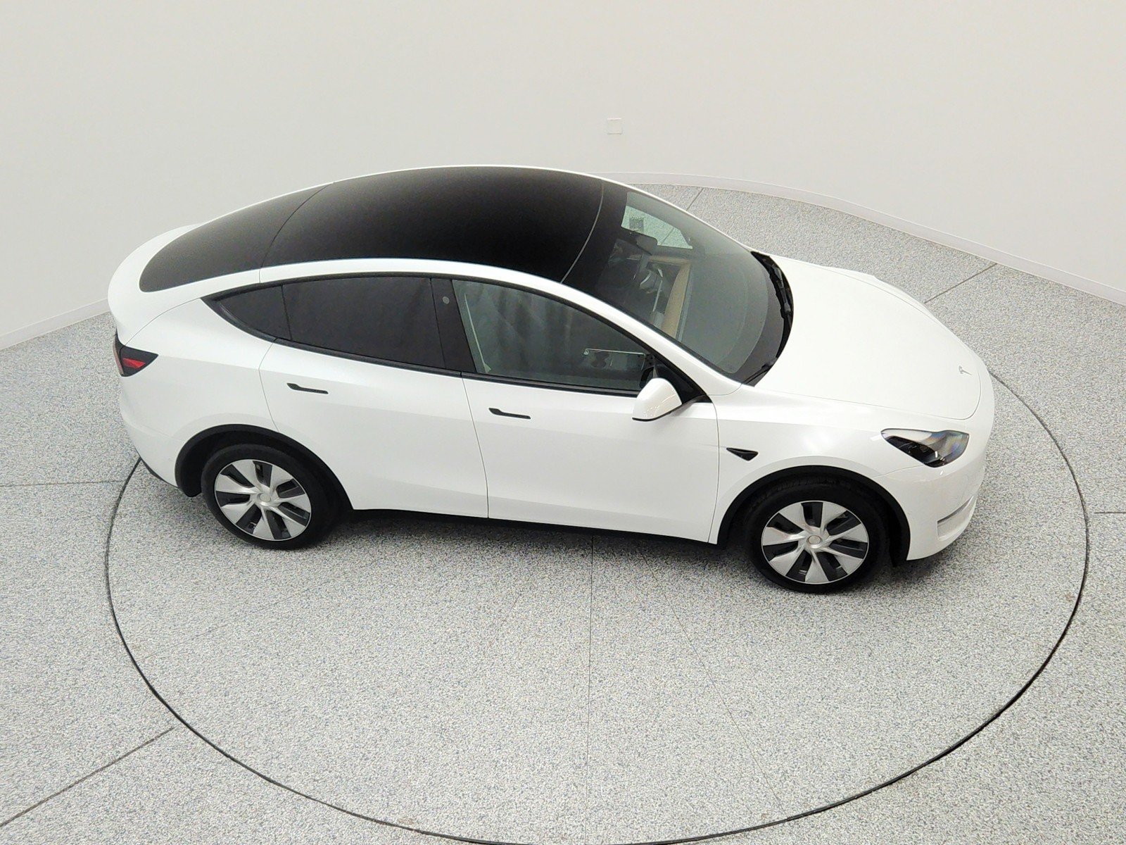 Used 2022 Pearl White Multi-Coat Tesla Long Range AWD image 24