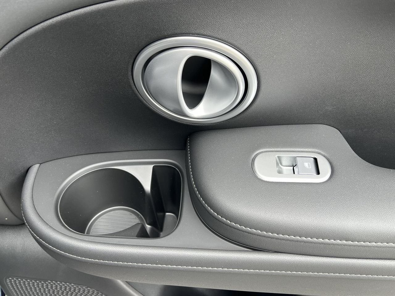 New 2026 Classy Blue Pearl Hyundai SEL 8P image 22