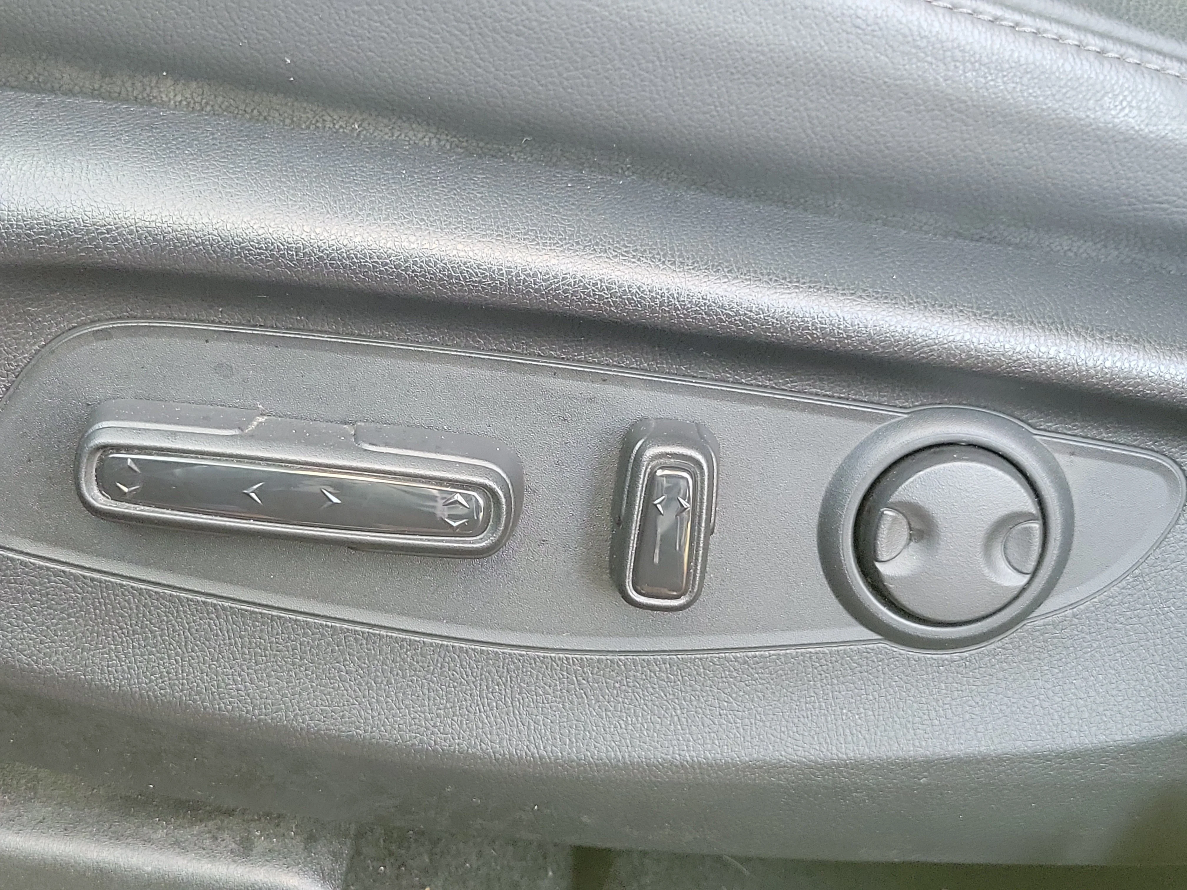 Used 2024 Blue Honda EX-L image 23