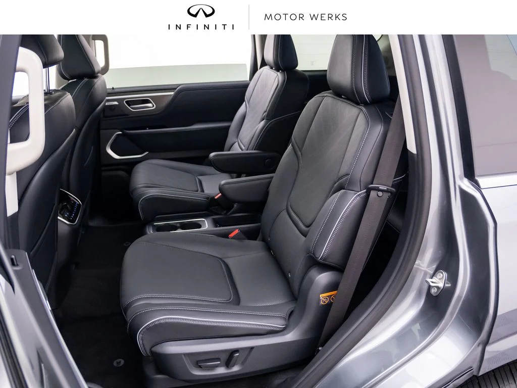 New 2027 DYNAMIC METAL INFINITI Luxe 4WD image 16