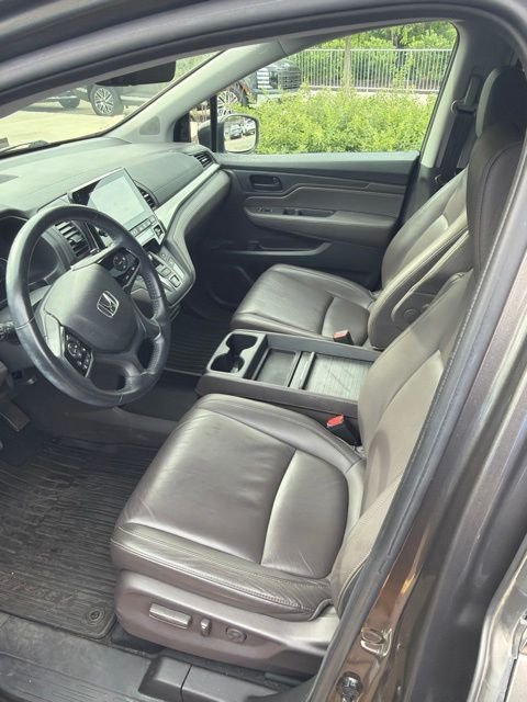 Used 2019  Honda EX-L image 3