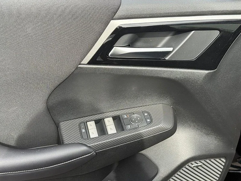 2026 Mitsubishi Outlander ES - Photo 10