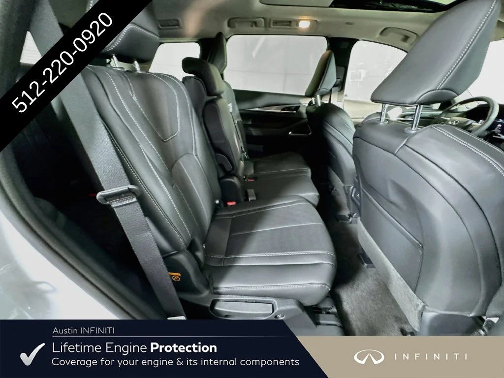 New 2027 White INFINITI LUXE image 37