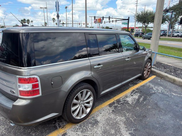 Used 2013 Mineral Gray Metallic Ford Limited image 5