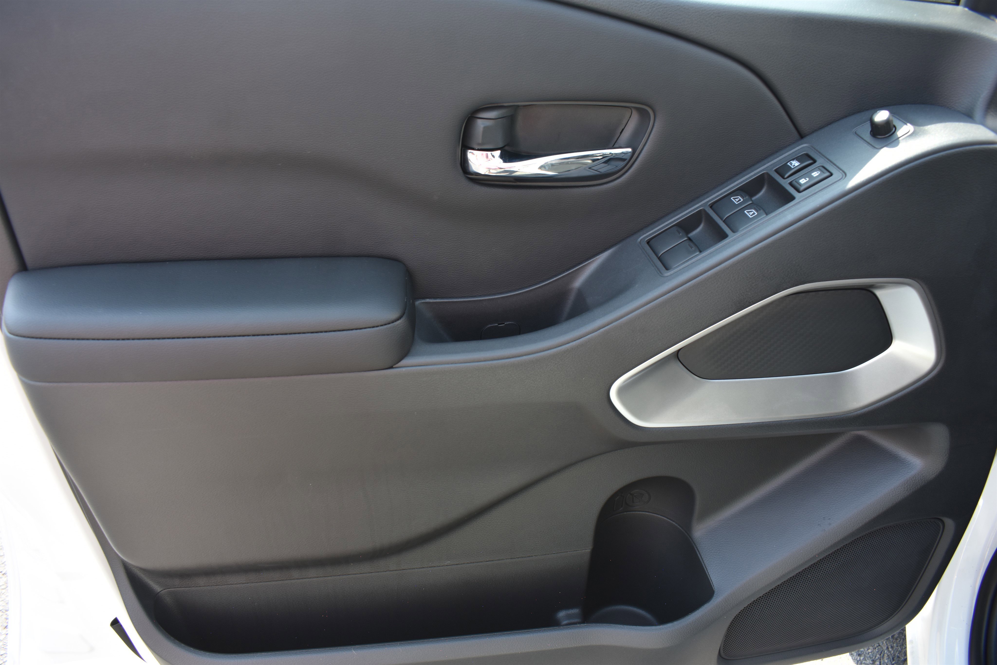 2026 Nissan Frontier SV - Photo 11