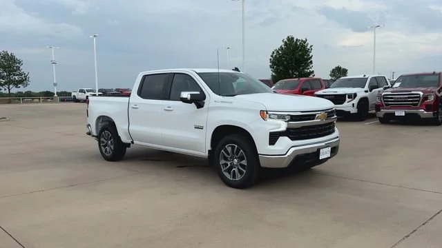 New 2026 Summit White Chevrolet LT image 2