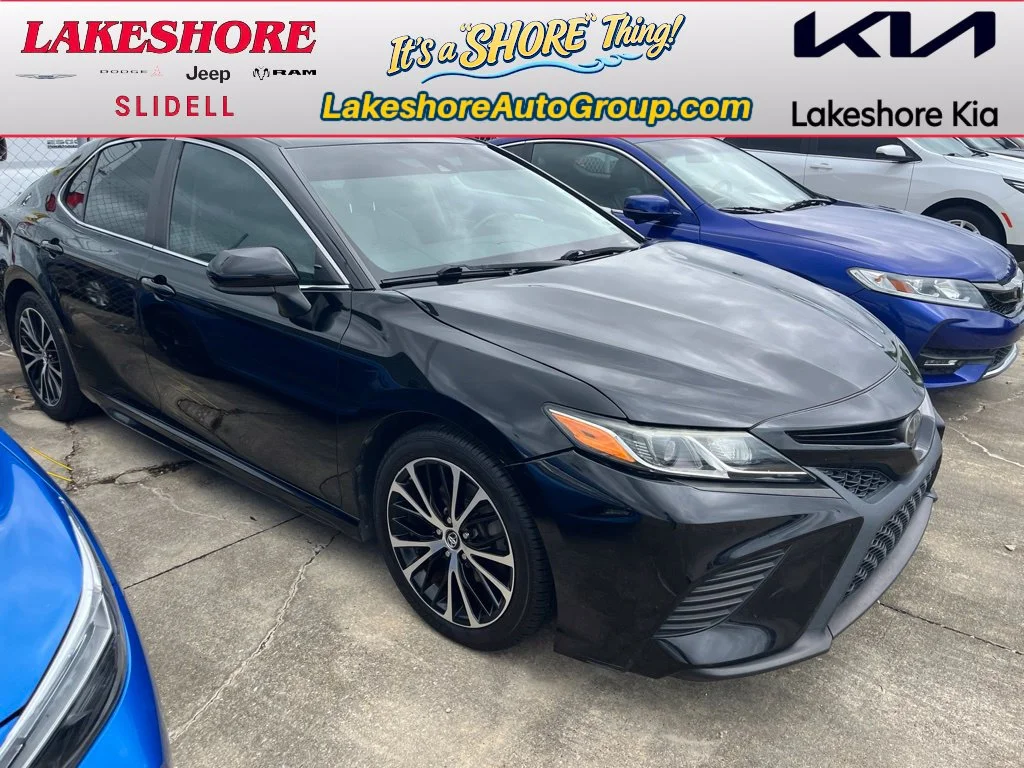 2019 Toyota Camry SE