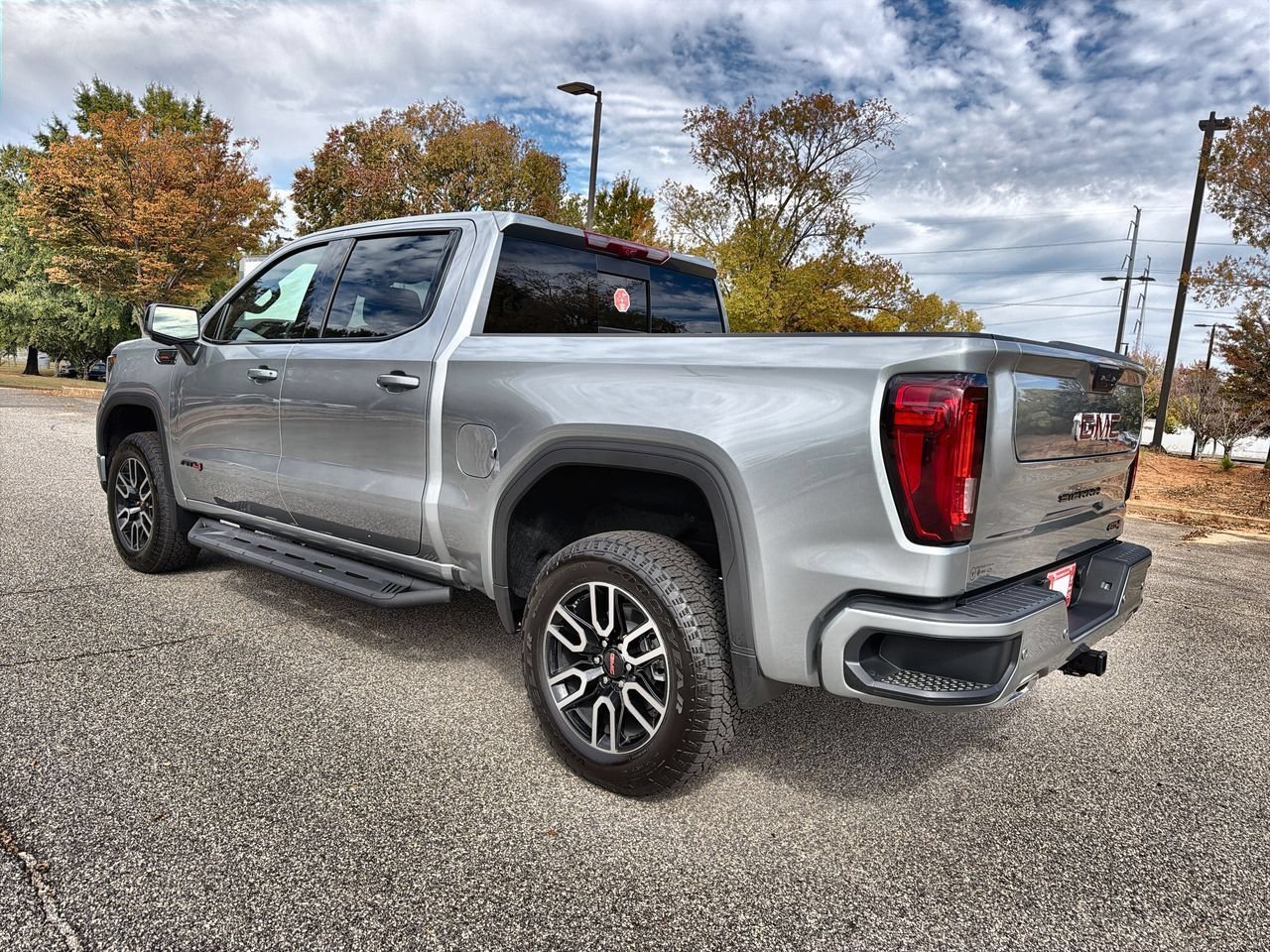 2026 GMC Sierra 1500 AT4 - Photo 6