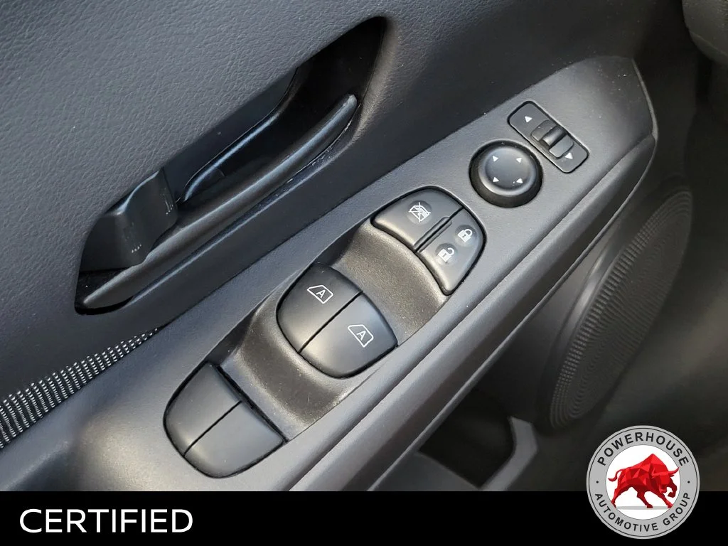 Used 2020 White Nissan S image 26