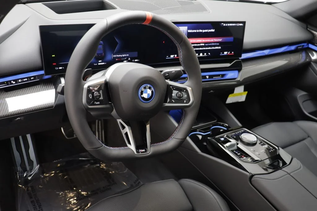 New 2026 Black BMW M60 image 7