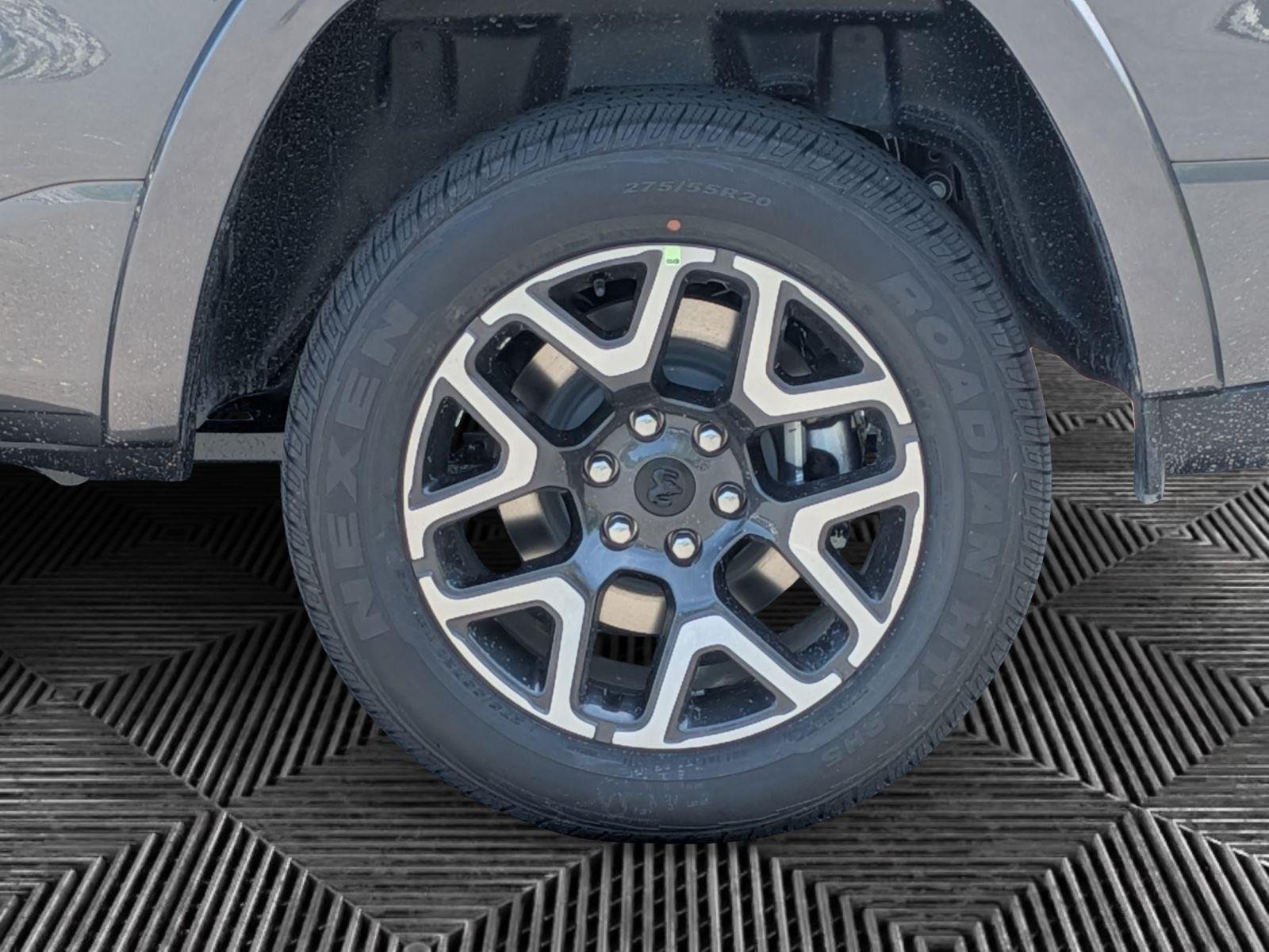 New 2026 Granite Crystal Metallic Clear-Coat Exterior Paint RAM Laramie image 9