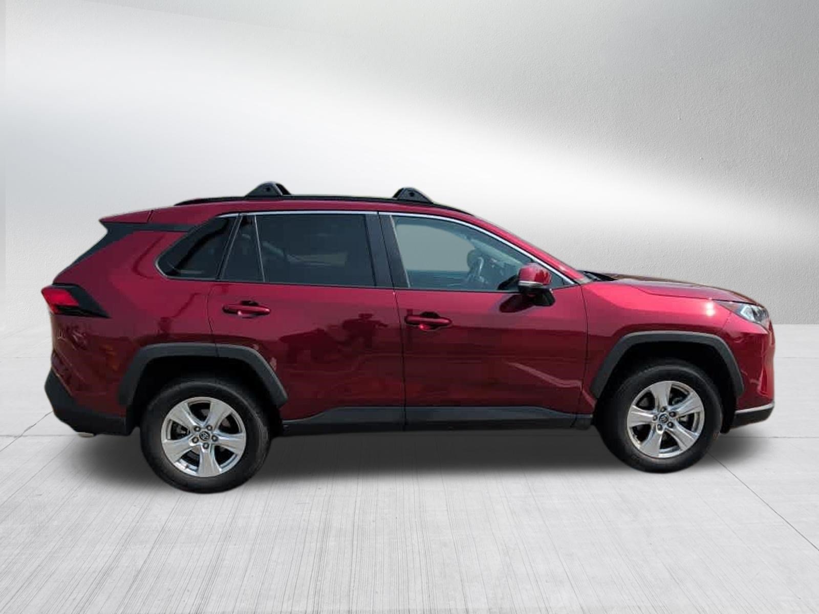 Used 2019 Ruby Flare Pearl Toyota XLE image 8