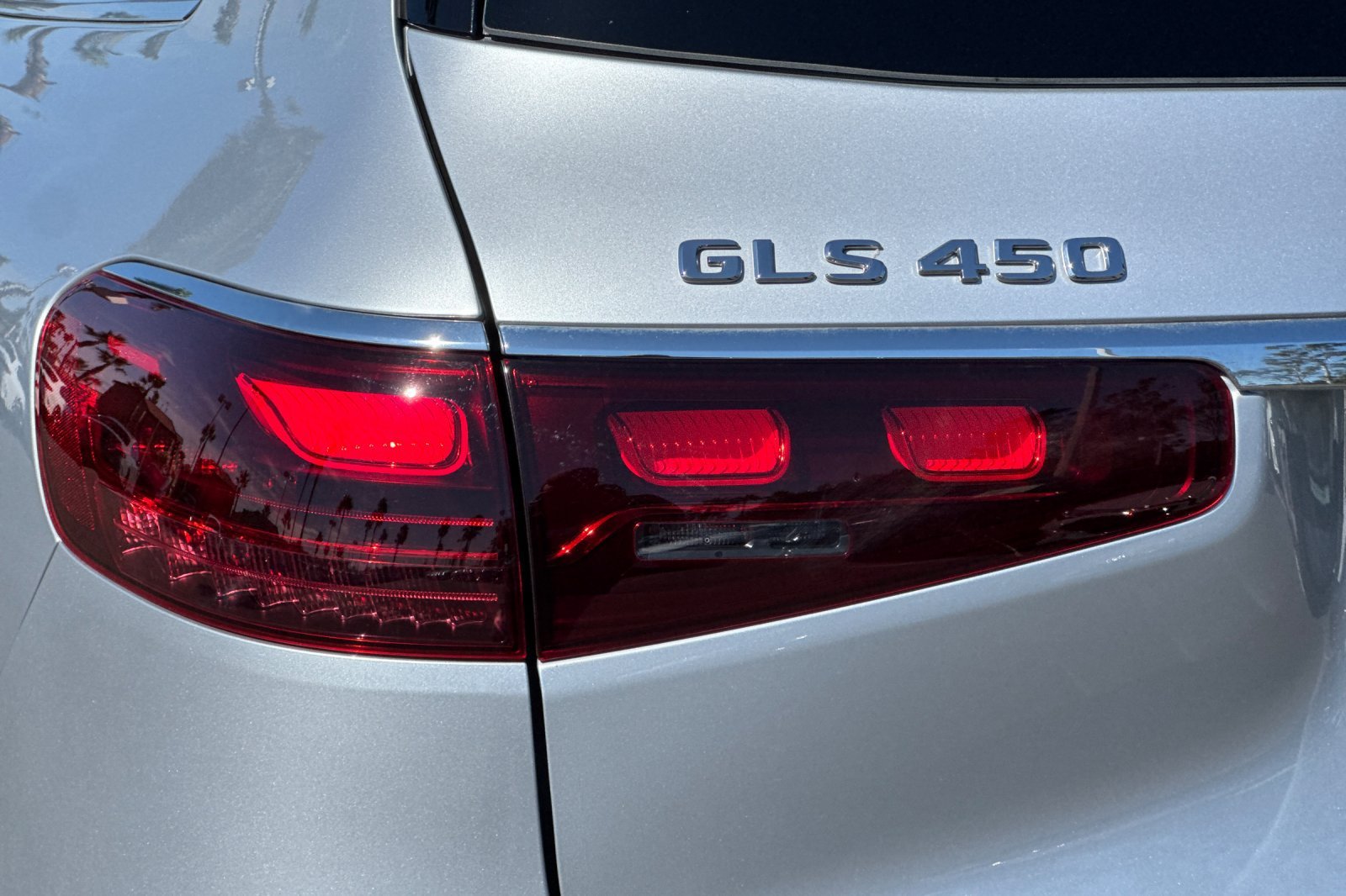 Used 2025 Silver Mercedes-Benz GLS 450 image 15