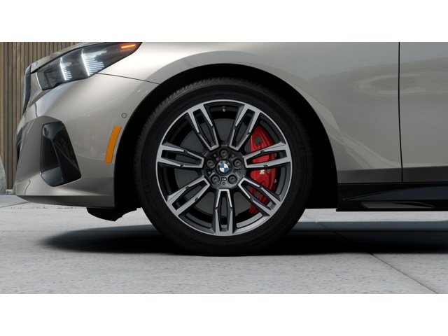 New 2027 Oxide Grey Metallic BMW  image 7