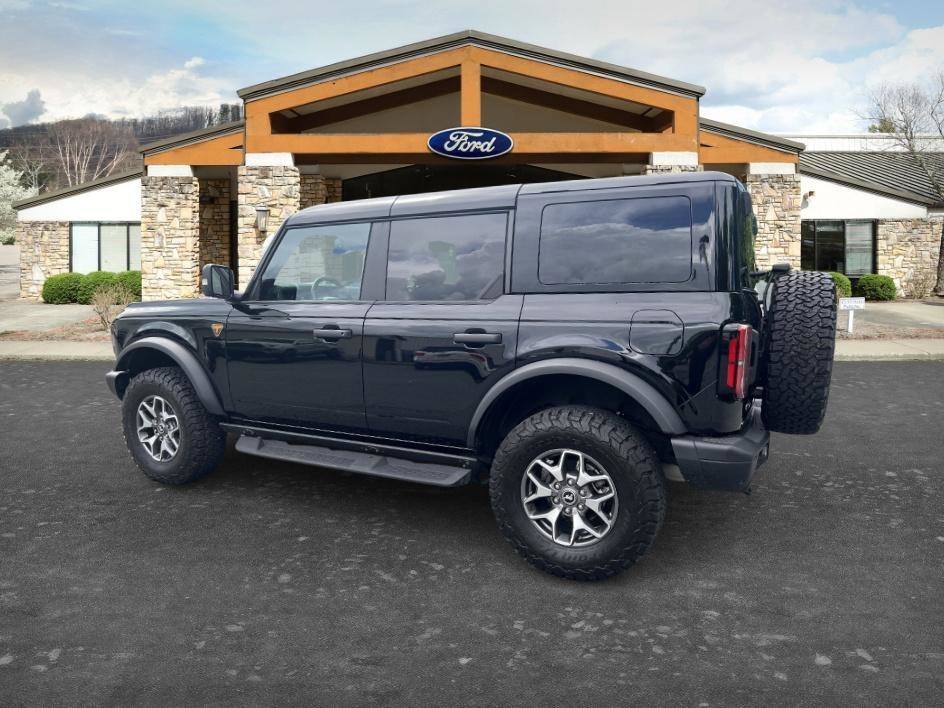 Used 2025 Shadow Black Ford Badlands image 6