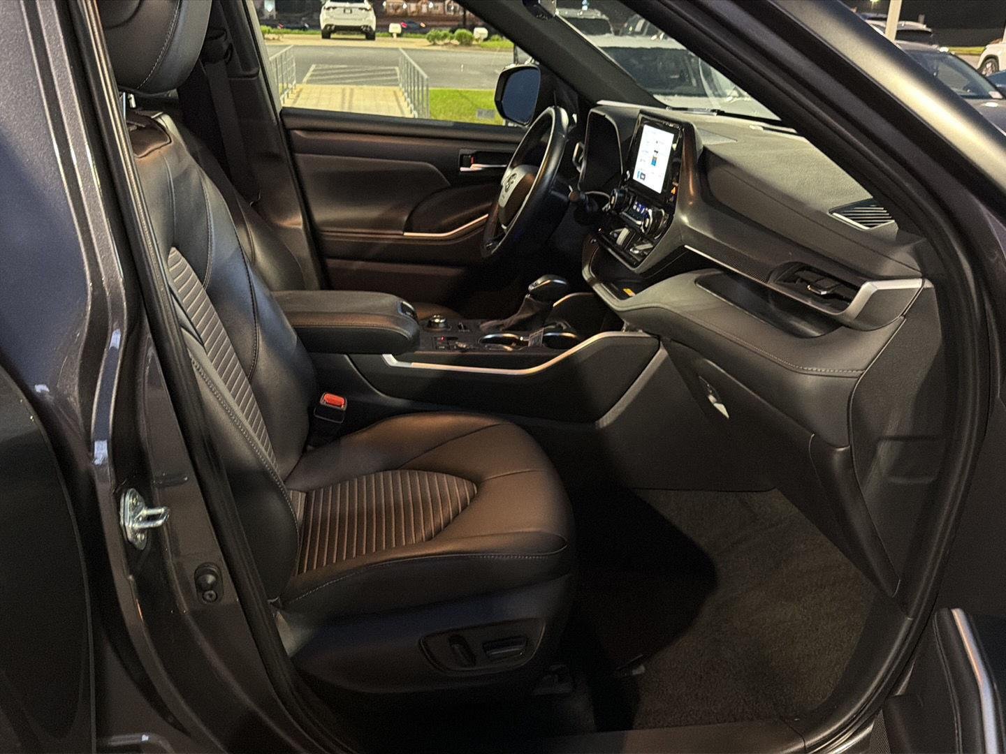 Used 2025 Magnetic Gray Metallic Toyota XSE image 14
