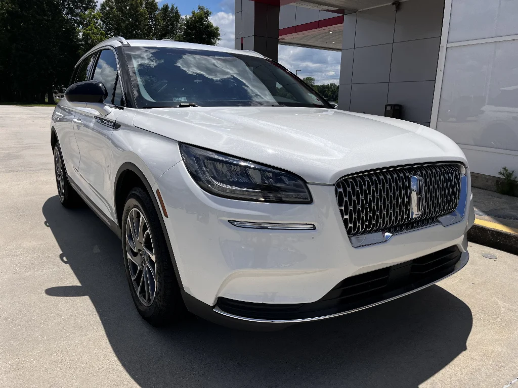 2022 Lincoln Corsair FWD's photo
