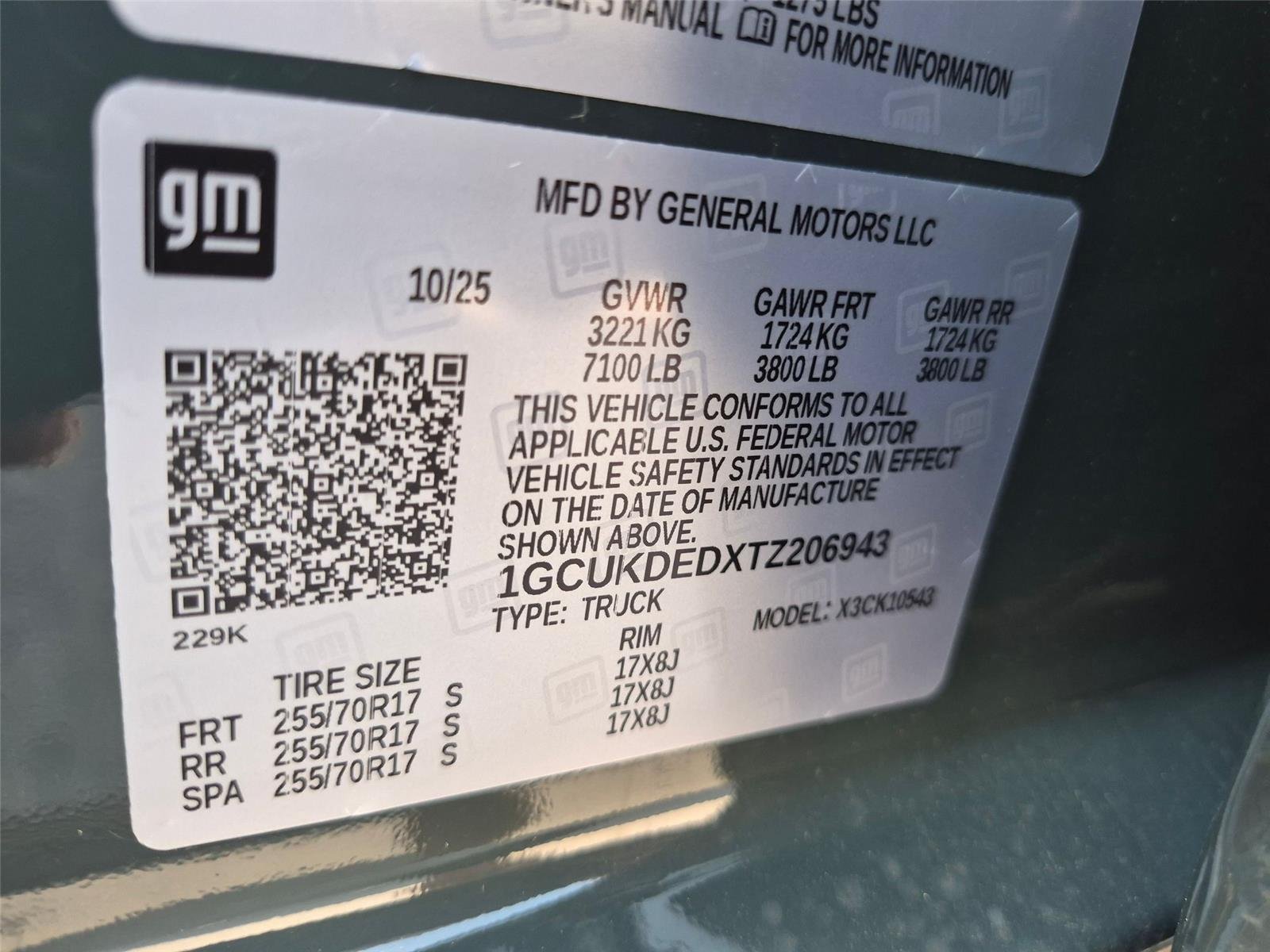 Used 2026 Cypress Gray Chevrolet LT image 33