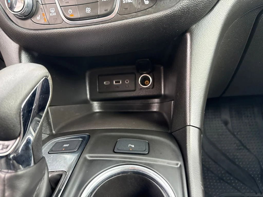 Certified Used 2022 Gray Chevrolet LT image 27