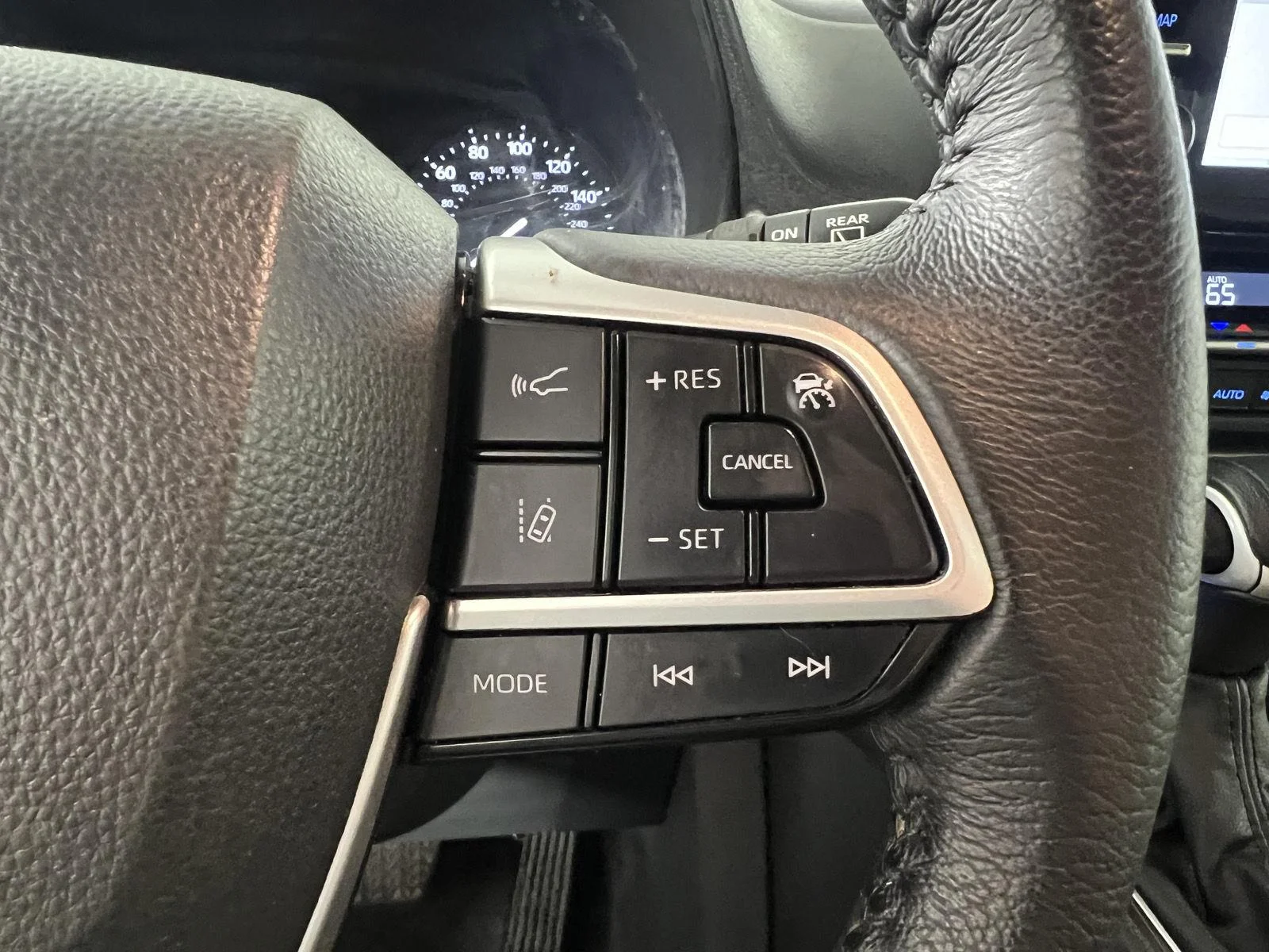 Used 2023 Ruby Flare Pearl Toyota XLE image 29
